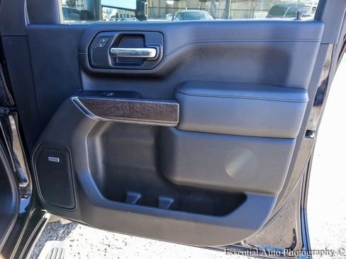 Used 2022 GMC Sierra 2500 Denali image 25