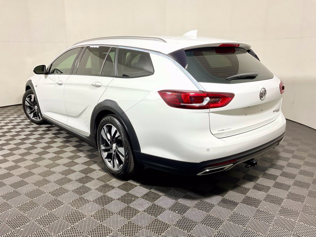 Used 2019 Buick Regal Essence w/ Driver Confidence Package I AWD/4WD image 11