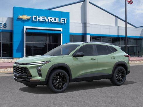 New 2026 Chevrolet Trax ACTIV image 2