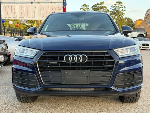 Used 2020 Audi Q5 2.0T Premium w/ Titanium Sport Package AWD/4WD image 2
