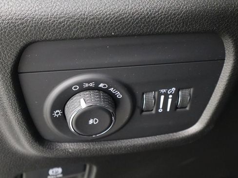 Used 2022 Jeep Grand Cherokee L Limited w/ Black Appearance Package RWD image 24