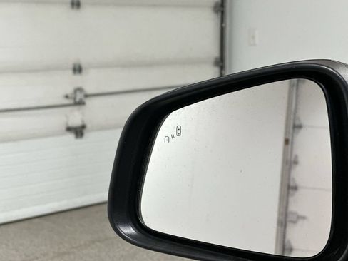 Used 2016 Buick Encore Convenience FWD image 35