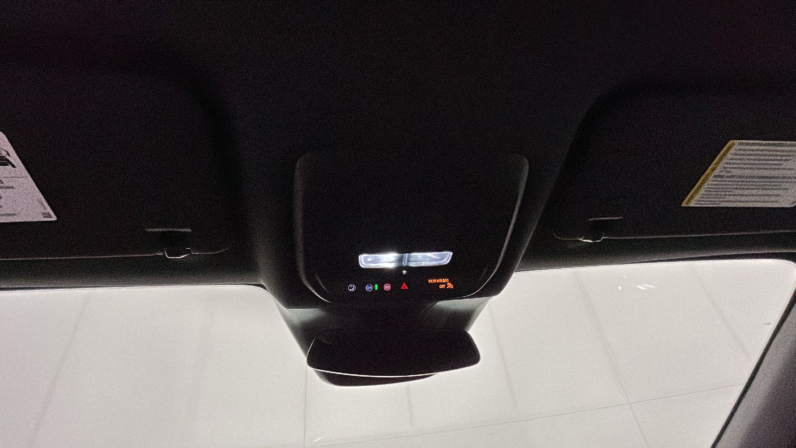 Used 2024 Chevrolet Blazer EV LT AWD/4WD image 31