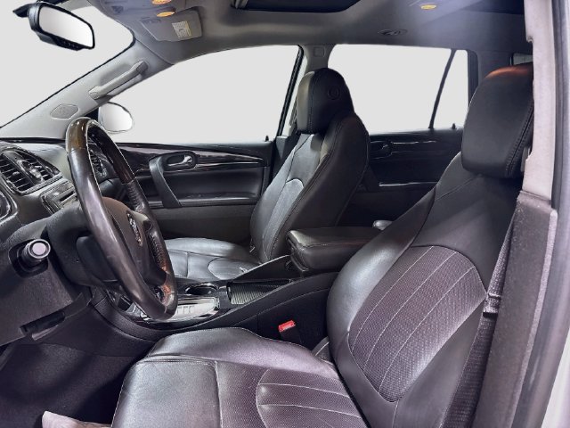 Used 2017 Buick Enclave Leather AWD/4WD image 18
