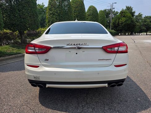 Used 2016 Maserati Quattroporte S Q4 AWD/4WD image 4