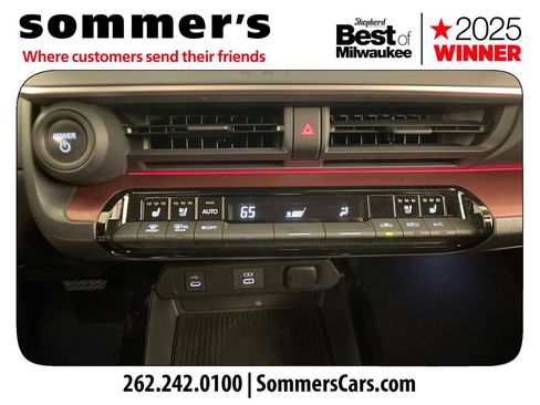 Used 2023 Toyota Prius Prime Premium FWD image 16