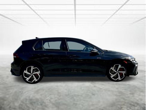 New 2026 Volkswagen GTI SE FWD image 4