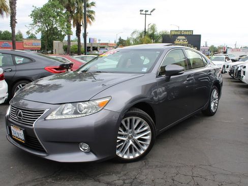 Used 2015 Lexus ES 350 w/ Luxury Package image 36