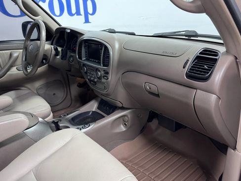 Used 2007 Toyota Sequoia Limited image 13