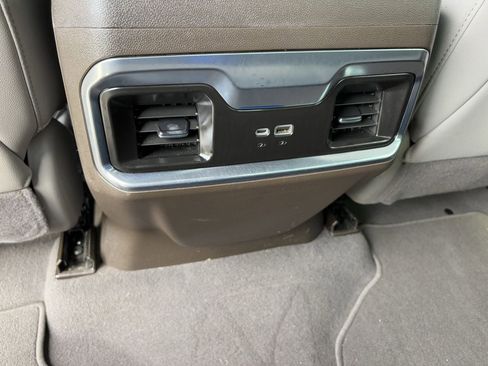 Used 2022 GMC Sierra 1500 SLT w/ SLT Convenience Package AWD/4WD image 24