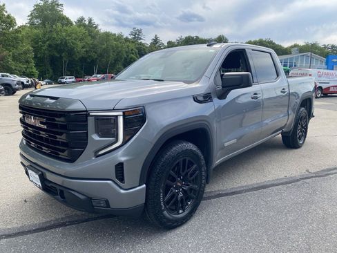 Used 2023 GMC Sierra 1500 Elevation AWD/4WD image 1