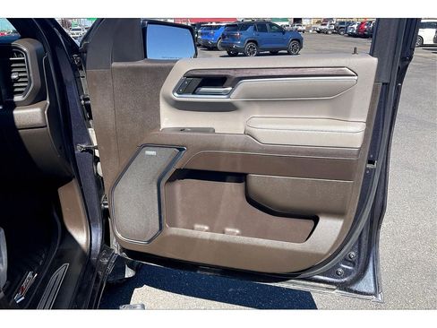 Used 2022 Chevrolet Silverado 1500 LTZ w/ LTZ Premium Package image 25