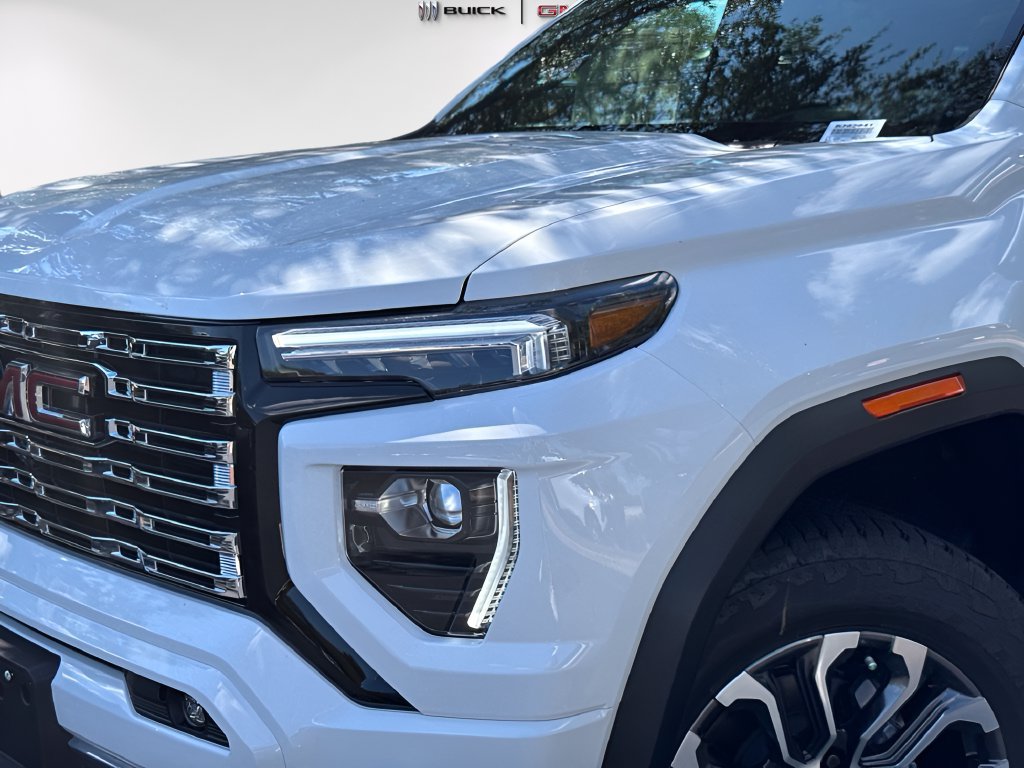 New 2026 GMC Canyon Denali AWD/4WD image 3