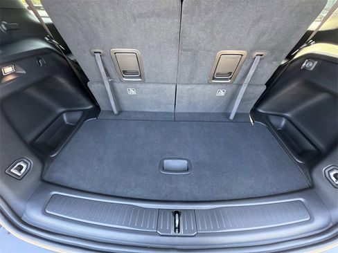 New 2025 Jeep Grand Cherokee L Altitude image 16