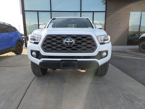 Used 2023 Toyota Tacoma TRD Off-Road w/ Technology Package image 8