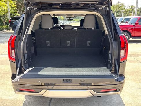 Used 2025 Ford Expedition Platinum AWD/4WD image 33