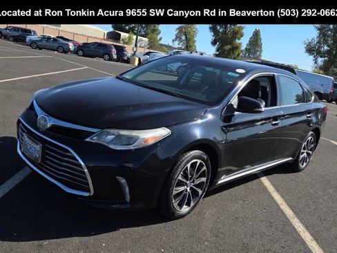 Used 2018 Toyota Avalon XLE Plus w/ Carpet Mat Package FWD image 3