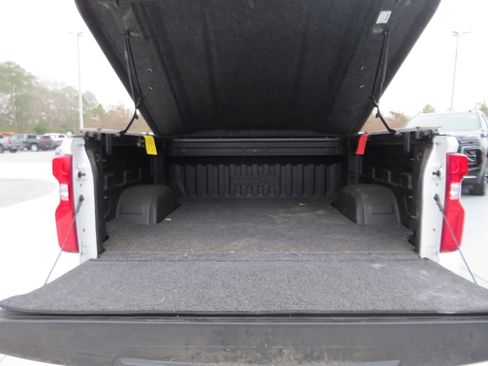 Used 2023 Chevrolet Silverado 1500 High Country w/ High Country Premium Package image 14