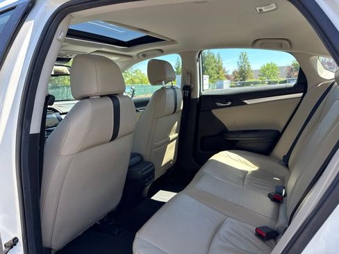 Used 2016 Honda Civic Touring image 18