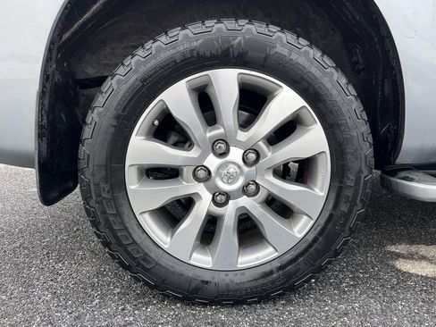 Used 2011 Toyota Sequoia Limited image 23