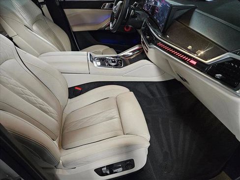Used 2025 BMW X6 M60i image 21