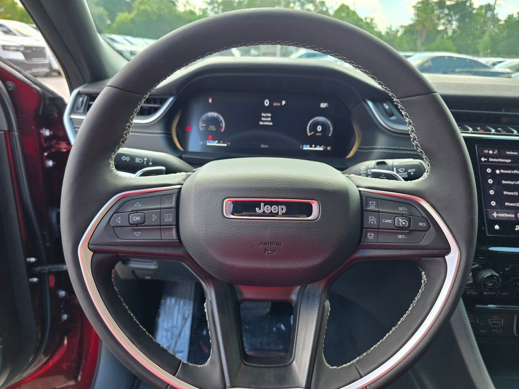 New 2025 Jeep Grand Cherokee Altitude RWD image 17