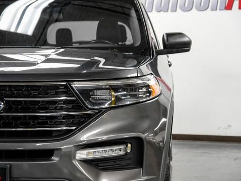 Used 2020 Ford Explorer XLT w/ Equipment Group 202A image 42