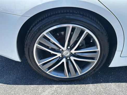 Used 2014 INFINITI Q50 Premium w/ Deluxe Touring Package RWD image 41