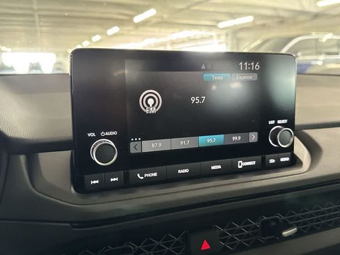 Used 2025 Honda Accord SE image 17