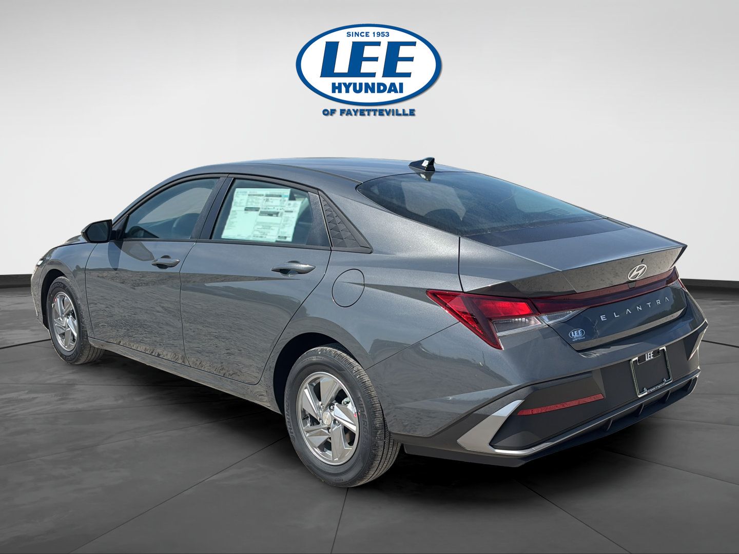 Certified 2026 Hyundai Elantra SE FWD image 5