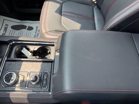 Used 2024 Ford Expedition Max Limited AWD/4WD image 37