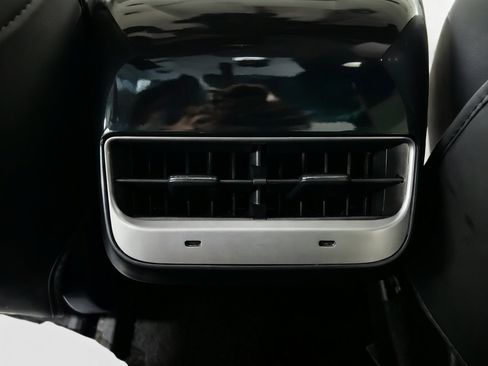 Used 2023 Tesla Model 3 Standard Range RWD image 18
