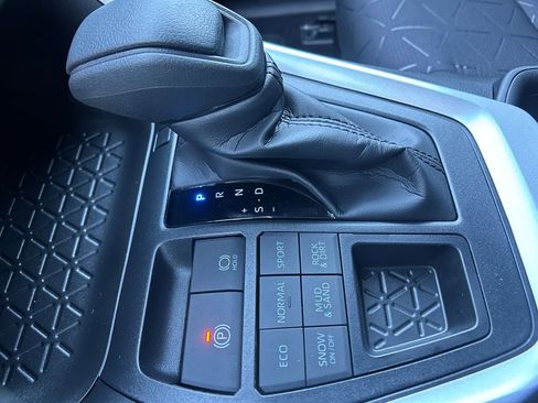 New 2025 Toyota RAV4 XLE w/ Convenience Package image 20