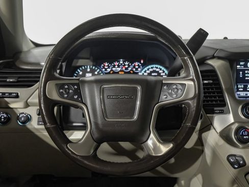 Used 2017 GMC Yukon XL Denali w/ Open Road Package AWD/4WD image 15