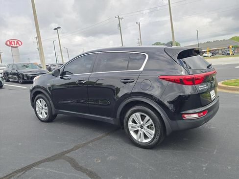 Used 2019 Kia Sportage LX AWD/4WD image 5
