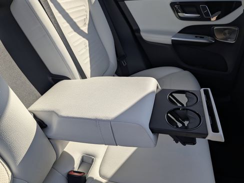 Used 2023 Mercedes-Benz GLC 300 w/ AMG Line image 40