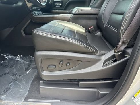Used 2017 GMC Sierra 1500 Denali RWD image 29