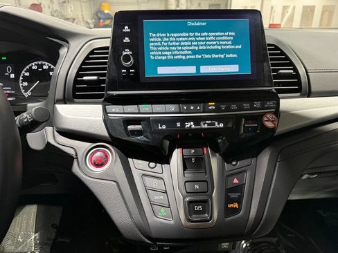 Used 2025 Honda Odyssey EX-L image 22