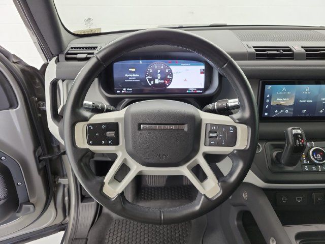 Used 2021 Land Rover Defender 110 SE AWD/4WD image 21