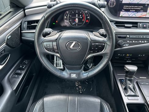 Used 2019 Lexus ES 350 F Sport image 14