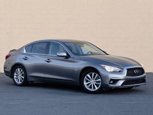 Used 2018 INFINITI Q50 Pure RWD image 2