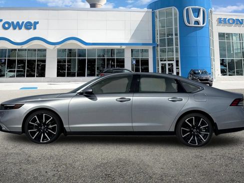 New 2026 Honda Accord Touring image 7