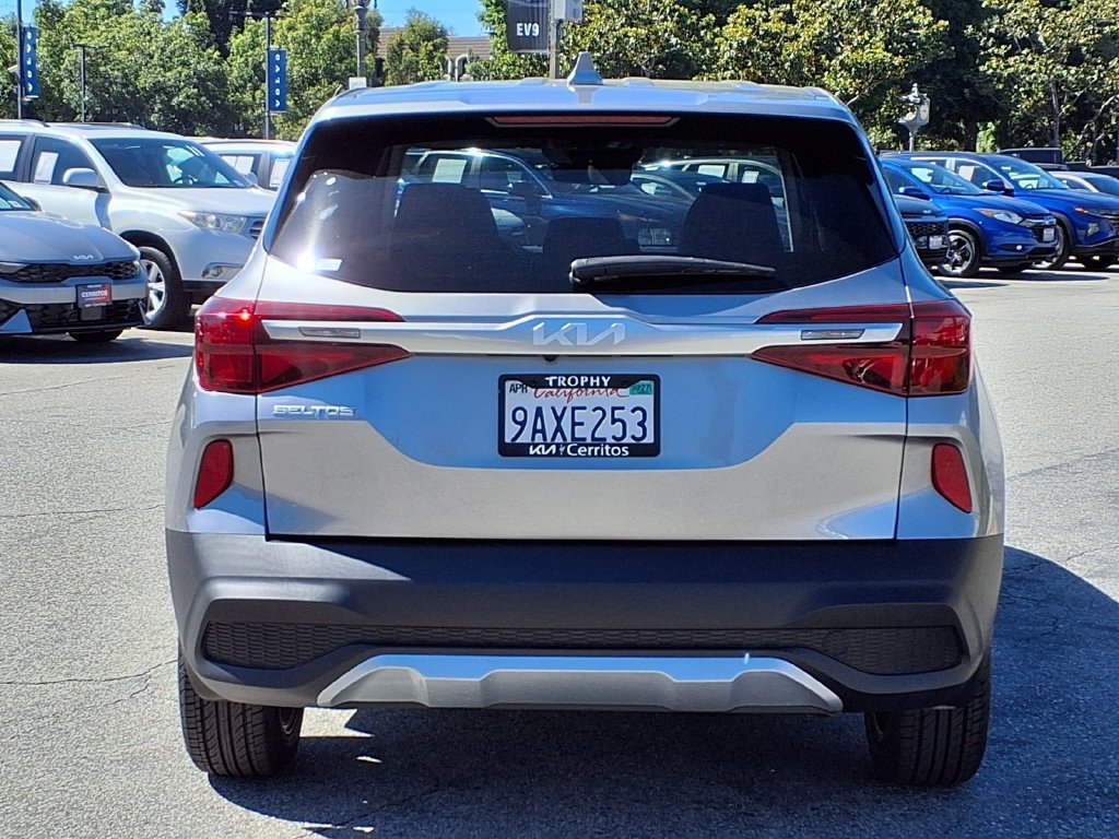Certified 2022 Kia Seltos LX AWD/4WD image 4