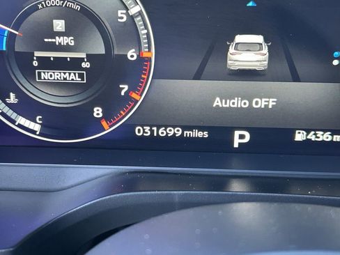 Used 2023 Mitsubishi Outlander SE image 31