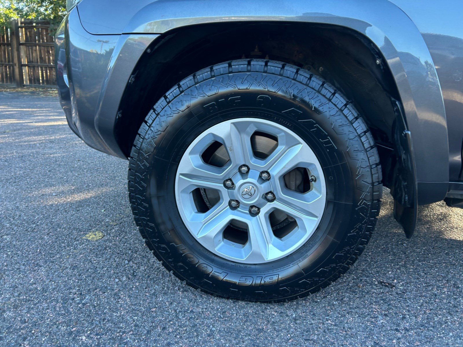 Used 2018 Toyota 4Runner SR5 RWD image 24