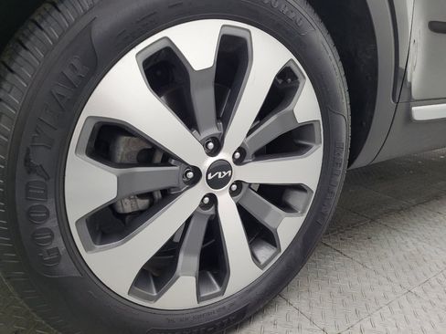 Used 2022 Kia Telluride S image 31