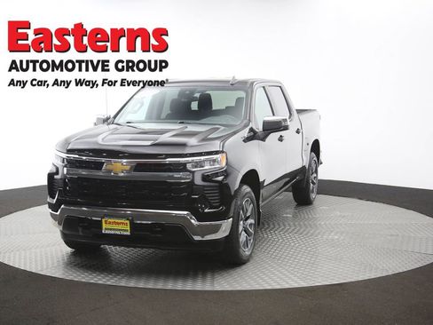 Used 2024 Chevrolet Silverado 1500 LT AWD/4WD image 55