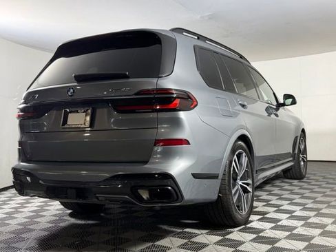 Used 2024 BMW X7 xDrive40i w/ M Sport Package AWD/4WD image 7