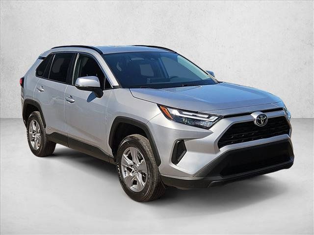 Certified 2025 Toyota RAV4 XLE AWD/4WD image 3
