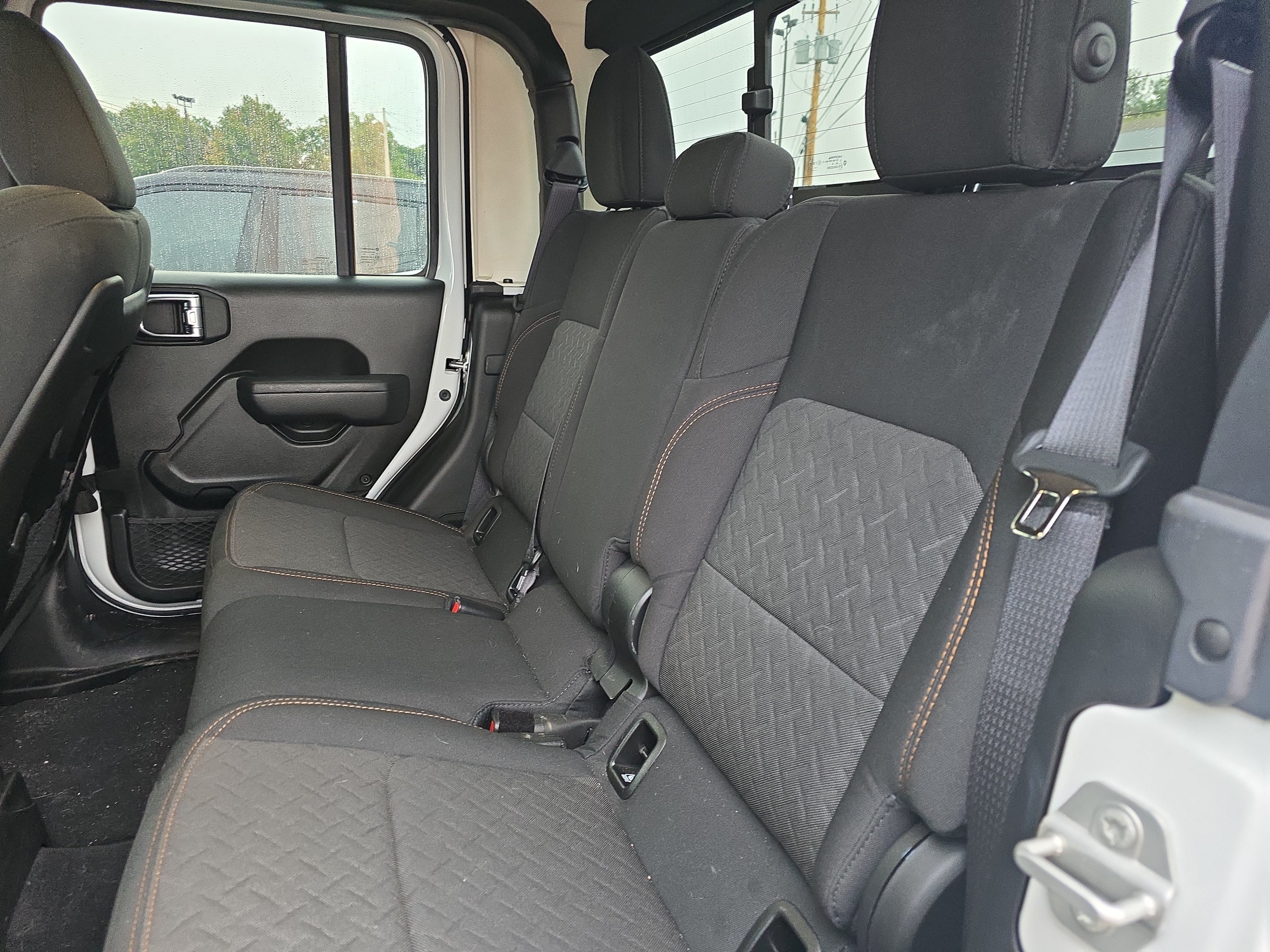 Used 2025 Jeep Gladiator Mojave w/ Convenience Group AWD/4WD image 13